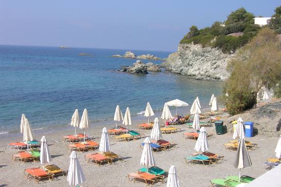 beach-at-hotel-eden-beach