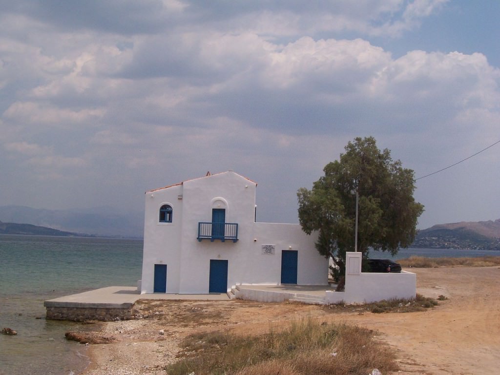 1280px-Sikelianos_house_in_Salamina