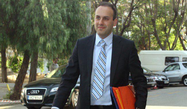 Στιγμιότυπο από την πρώτη συνεδρίαση της Κυβερνητικής Επιτροπής για τις Ευρωεκλογές,που έγινε σήμερα Πέμπτη 14 Μαϊου 2009 στα γραφεία της Ν.Δ στην Ρηγίλλης.Στην φωτογραφία ο Γιώργος Παπανικολάου  (EUROKINISSI/ΤΑΤΙΑΝΑ ΜΠΟΛΑΡΗ)