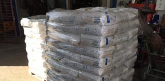 Δωρεά 1,5 τόνου ζωοτροφών για τα αδέσποτα του Δήμου Γλυφάδας