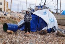 Επεισόδια μεταξύ προσφύγων με 8 τραυματίες στη Χίο. Πυροβολισμοί στον αέρα