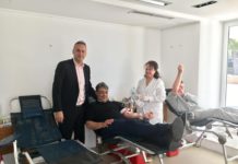 Μεγάλη ανταπόκριση στην εθελοντική αιμοδοσία του Δήμου Γλυφάδας(φωτό)