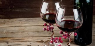 Στην Ανάβυσσο στο οινοποιείο της Στροφυλιάς …τα Χριστούγεννα φτάνουν νωρίς