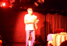 “Η τέλεια γυναίκα” στο θέατρο Μελίνα Μερκούρη στη Γλυφάδα