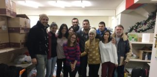 Διανομή τροφίμων από το κοινωνικό παντοπωλείο του Δήμου Γλυφάδας