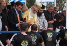 Με λαμπρότητα η γιορτή των Θεοφανείων στον Πειραιά (φωτό)