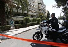 Απίστευτη εξελιξη στη ληστεία στο Π. Φάληρο. Κρύφτηκε για ώρες στη ντουλάπα ο δράστης .