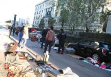 Επιχείρηση κατά του παραεμπορίου με συλλήψεις και κατασχέσεις στον Ηλεκτρικό στον Πειραιά