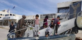 SOS …”Εκκενώστε το Ελληνικό” . Έκκληση της Διεθνούς Αμνηστίας για τις κακές συνθήκες διαβίωσης μεταναστών/ προσφύγων