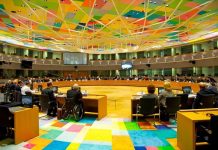 Στο τραπέζι όλα τα σενάρια για το χρέος εν όψει Eurogroup