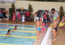 Μεγάλη γιορτή κολύμβησης στο κολυμβητήριο “Ανδρέας Γαρύφαλλος” στα Βοτσαλάκια (φωτό)