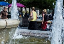 Κλιματιζόμενες αίθουσες στον Πειραιά εν΄όψει του καύσωνα