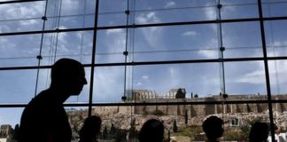 Αλλάζουν χέρια οι ελληνικές επιχειρήσεις