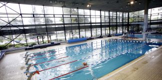 Ξεκίνησαν οι εγγραφές στα προγράμματα κολύμβησης στο Δήμο Γλυφάδας .