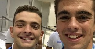 Παγκόσμιοι πρωταθλητές με την εθνική νέων πόλο οι Ν.Δελαγραμμάτικας, Ε. Ζερδεβάς