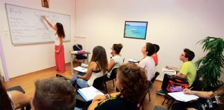 Το πρόγραμμα και οι ώρες για το Κοινωνικό Φροντιστήριο Γλυφάδας