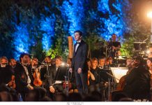 “Μαγική” βραδιά στη Λίμνη Βουλιαγμένης υπό τους ήχους κλασικής μουσικής.