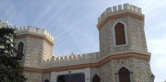 Το νέο “διαμάντι” της παραλιακής . Στο Φάληρο το Μουσείο Παιχνιδιών στο Πύργο Κουλούρα.