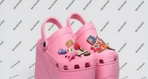 Ο οίκος Balenciaga επιβάλλει στη μόδα τα Crocs