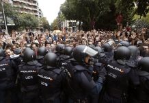 Το ματωμένο δημοψήφισμα στην Καταλωνία ένα ακόμη στην παραπαίουσα Ευρώπη
