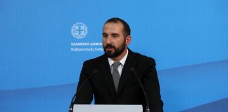 Η κήρυξη αρχαιολογικού χώρου στο Ελληνικό δεν συνεπάγεται περιορισμούς δόμησης , διευκρινίζει ο Κυβερνητικός Εκπρόσωπος