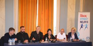 Αγώνες σκυταλοδρομίας “Βίκος Street Relays” στο Πειραιά