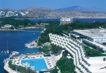 “Πέρασε” η μελέτη Περιβαλλοντικών Επιπτώσεων για τον Αστέρα Βουλιαγμένης με ψήφους της αντιπολίτευσης