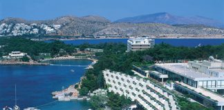 “Πέρασε” η μελέτη Περιβαλλοντικών Επιπτώσεων για τον Αστέρα Βουλιαγμένης με ψήφους της αντιπολίτευσης