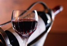 Πώς παραγγέλνουμε κρασί σε ένα εστιατόριο