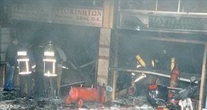 “Μπουρλότο” στην Ανάβυσσο. Ανατίναξαν με μηχανισμό βενζινάδικο