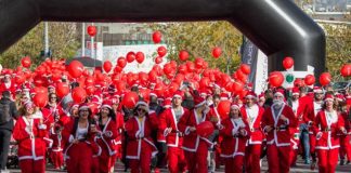“Γέμισε” αγιοβασίληδες η Γλυφάδα για το 4ο Santa Run! (φωτό)