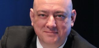 Ο Γιάννης Φρέρης στο Δημοτικό Συμβούλιο του Π. Φαλήρου