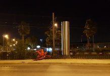 “Γκρέμισαν” το γλυπτό Phylax, στο Π. Φάληρο. Επιχείρηση “ακραίων” και κουκουλοφόρων καταγγέλλει ο Δ. Χατζηδάκης