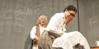 «Το Σύμπαν του Αϊνστάιν» …δωρεάν θεατρική παράσταση στη Γλυφάδα