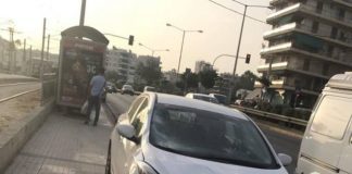 Σοκ και θρήνος για τον 14χρονο αθλητή από το τροχαίο στη παραλιακή στον Άλιμο.