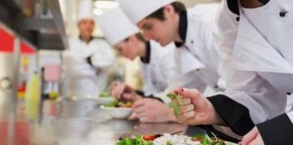 Παρατείνεται έως 19/9/2018 η προθεσμία υποβολής αιτήσεων για την εισαγωγή καταρτιζομένων στα 8 ΙΕΚ Τουρισμού για το εκπαιδευτικό έτος 2018-2019