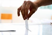 Τα τέσσερα δημοσκοπικά μηνύματα