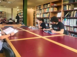 Βιβλιοθήκη Γλυφάδας: “Κάθε μήνα έχουμε θέμα”. Τι έχει τον Νοέμβριο