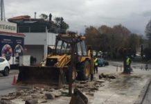 Επιτέλους ξεκίνησε η ανάπλαση της Πλατείας της Βάρκιζας