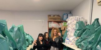 Διανομή προϊόντων από το Κοινωνικό Παντοπωλείο του Δήμου Γλυφάδας