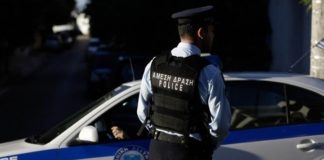 “Βροχή” από σφαίρες. Δύο νεκροί και μια τραυματίας από “κτύπημα” σε ταβέρνα στη Βάρη. Ανθρωποκυνηγητό από την Αστυνομία