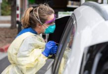 Δωρεάν rapid test από τον ΕΟΔΥ στη παραλία του Αλίμου