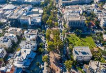 Άνοιξε και το δεύτερο τμήμα του Δρόμου των Ποιητών στη Γλυφάδα !