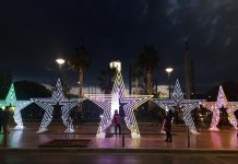 Γιορτινό πρόγραμμα, θεάματα και φωταγωγήσεις στο Πειραιά