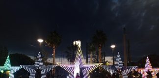 Γιορτινό πρόγραμμα, θεάματα και φωταγωγήσεις στο Πειραιά