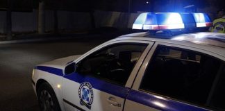 Υπαίθριο κορωνο-πάρτι στον Άλιμο. Video με τη παρέμβαση της αστυνομίας και τις προσαγωγές.