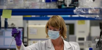 Εγκρίθηκε το εμβόλιο Pfizer/BioNtech από το Ηνωμένο Βασίλειο