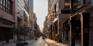 Απαγόρευση κυκλοφορίας από τις 18.00 μμ τα Σαββατοκύριακα σε Αττική, Θεσσαλονίκη, Χαλκιδική.