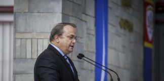 Ο Δήμαρχος Βάρης Βούλας Βουλιαγμένης Γρηγόρης Κωνσταντέλλος δίνει ραντεβού με τους πολίτες