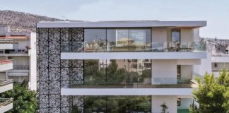 Πολυτελής πολυκατοικία στη Γλυφάδα με τα διαμερίσματα που μοιάζουν με μικρές βίλες (φωτό)